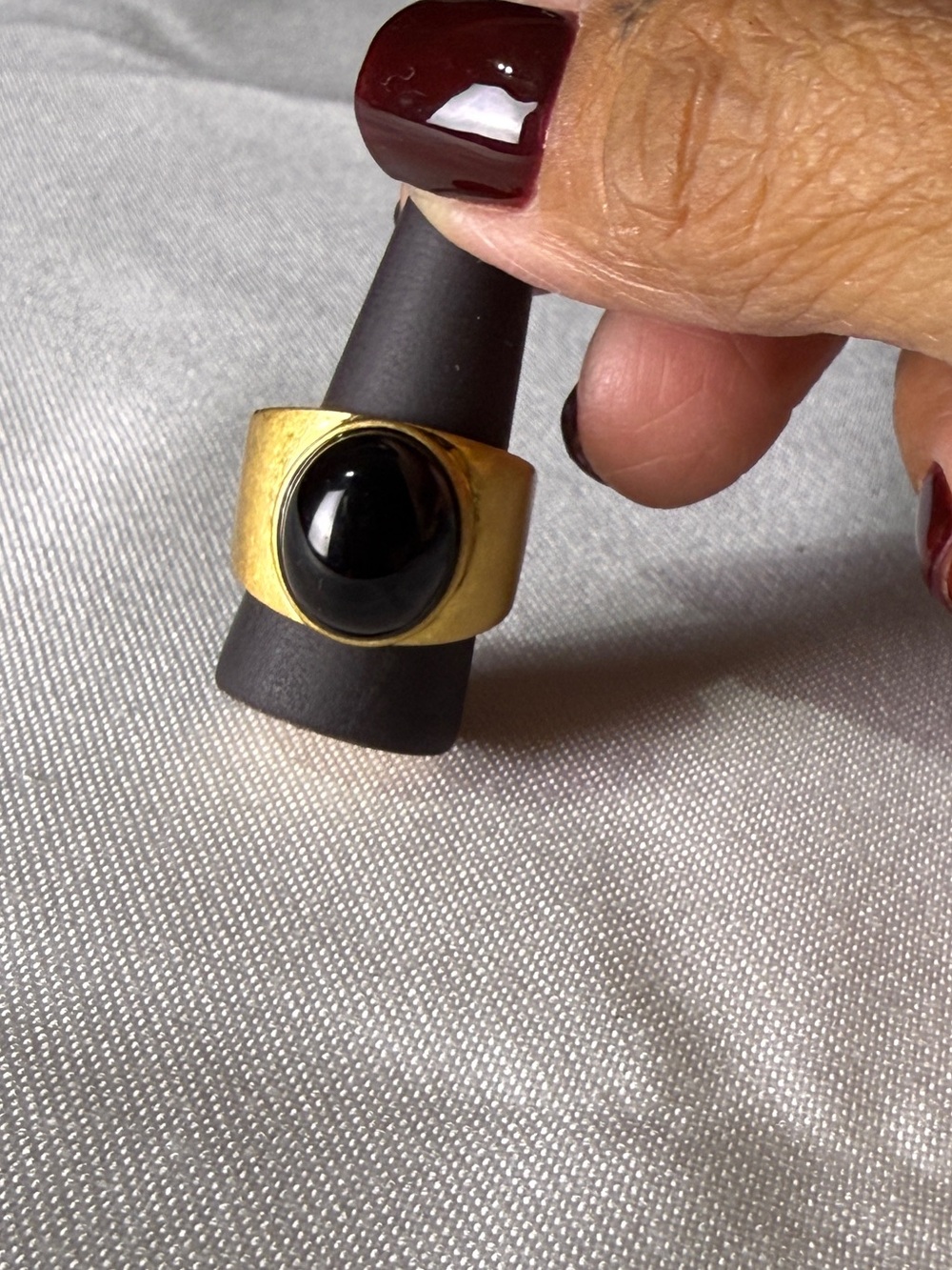 Madewell Gold Tone Black Cabochon Chunky Statement Ring Size 5–5.5